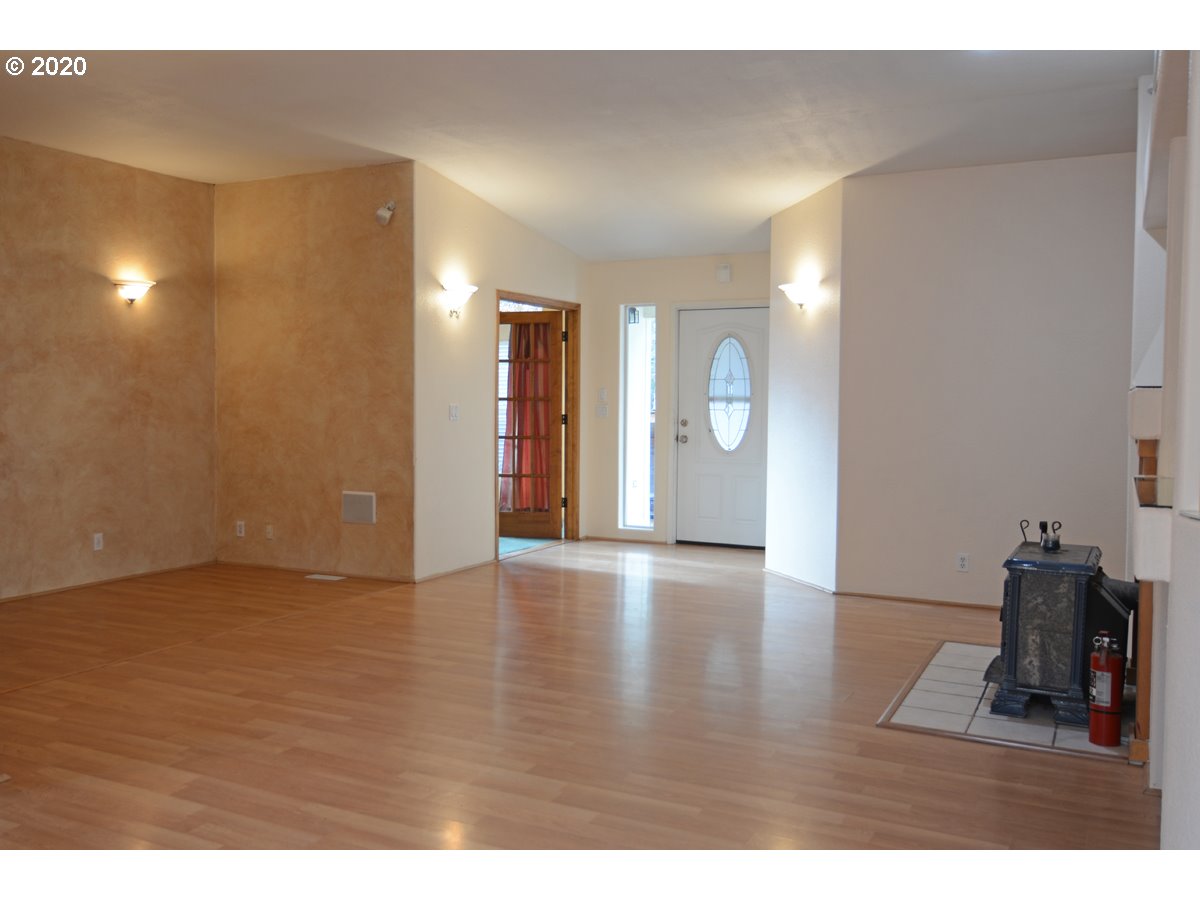 55730 Blue Eagle Road Bend, OR 97707 - Photo 19 of 25