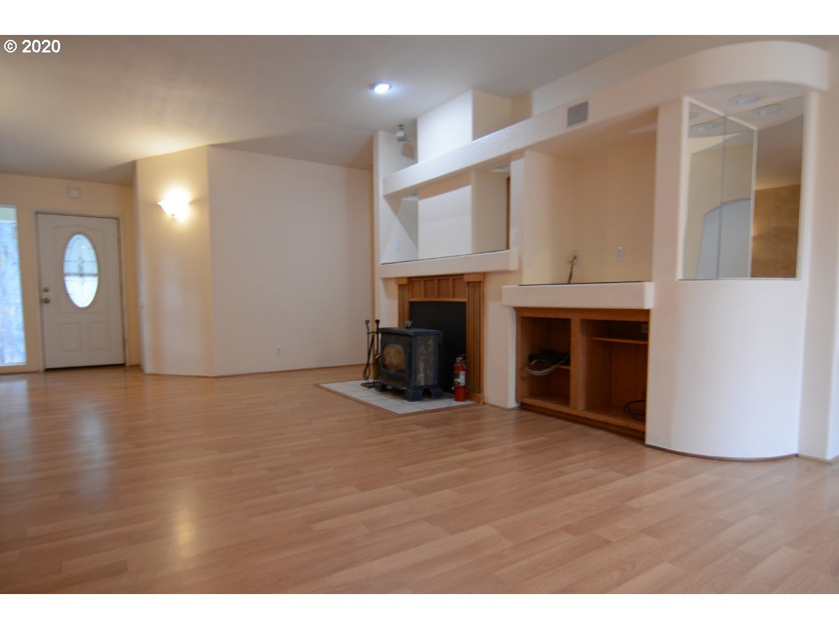 55730 Blue Eagle Road Bend, OR 97707 - Photo 21 of 25