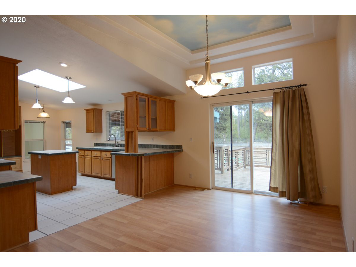 55730 Blue Eagle Road Bend, OR 97707 - Photo 22 of 25