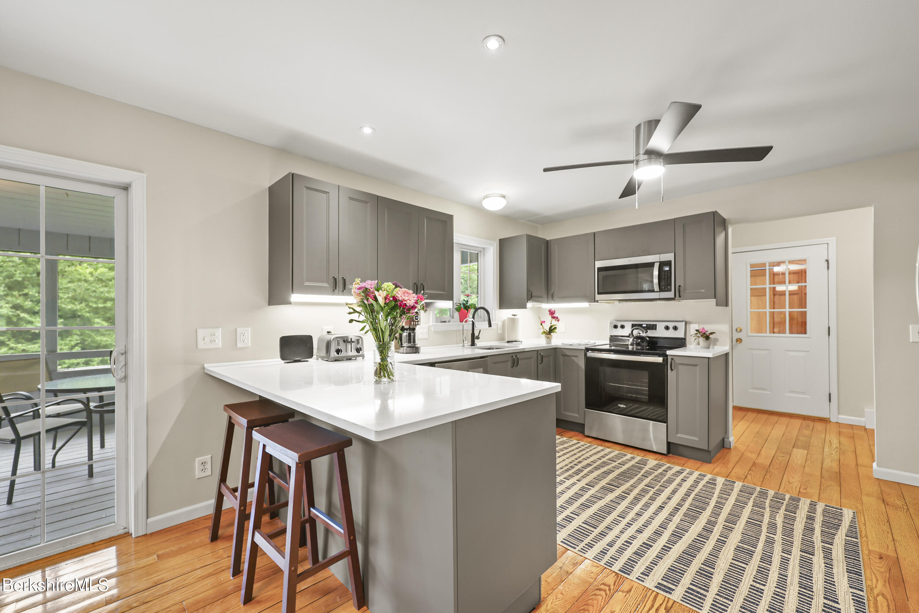 229 Hamilton Road Becket, MA 01223 - Photo 22 of 48 65 Kitchen