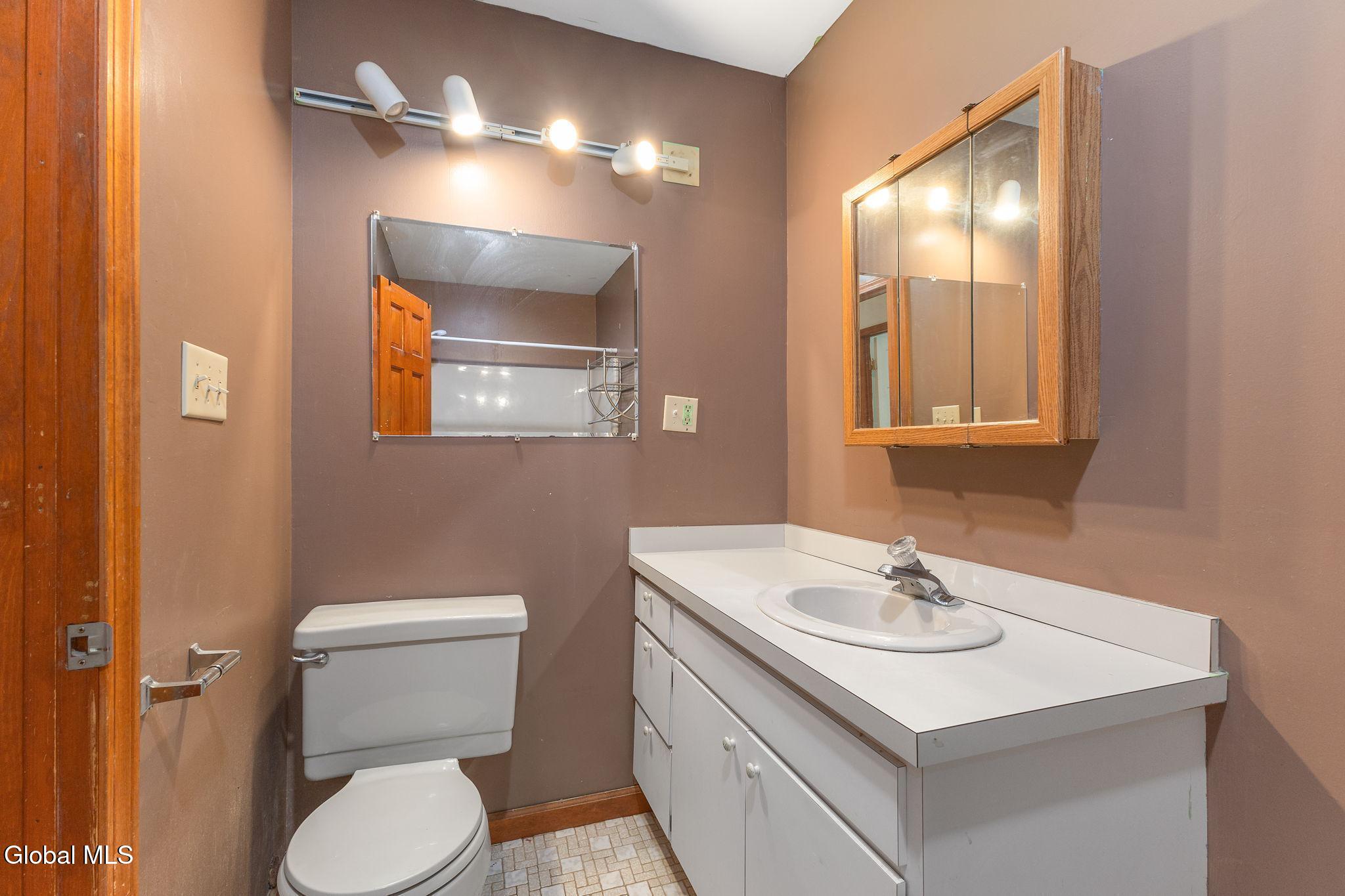 163 Aviation Road Queensbury, NY 12804 - Photo 34 of 49 img241