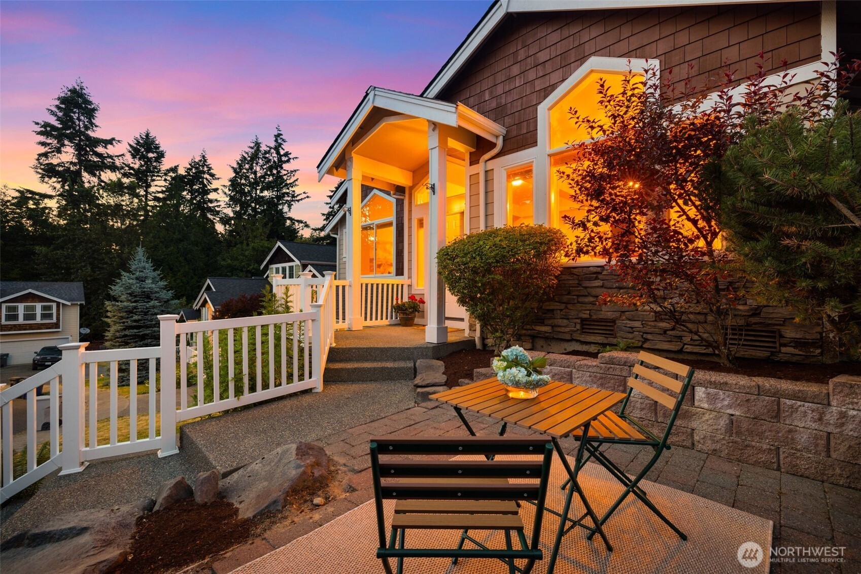 1756 Monroe Avenue Northeast Renton, WA 98056 - Photo 2 of 36