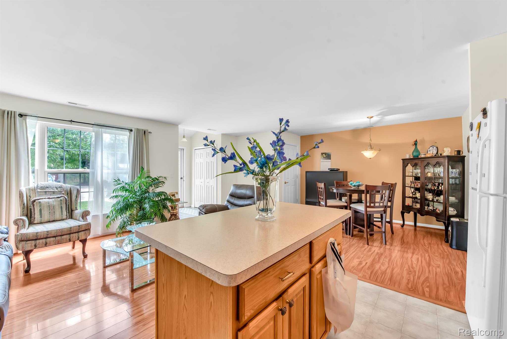 33558 Utica Road Fraser, MI 48026 - Photo 8 of 21 Gallery Image 8