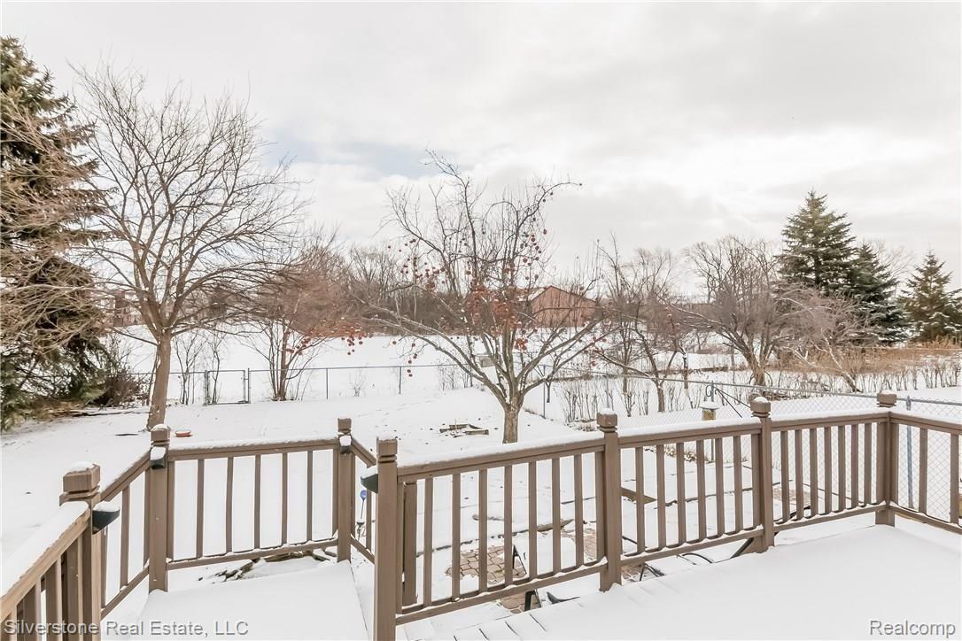 928 Milverton Road Troy, MI 48083 - Photo 31 of 36 034-2370681-large.jpg