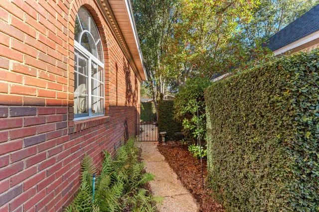 $505,000 | 812 Greenbrier Lane, Tallahassee, FL 32308