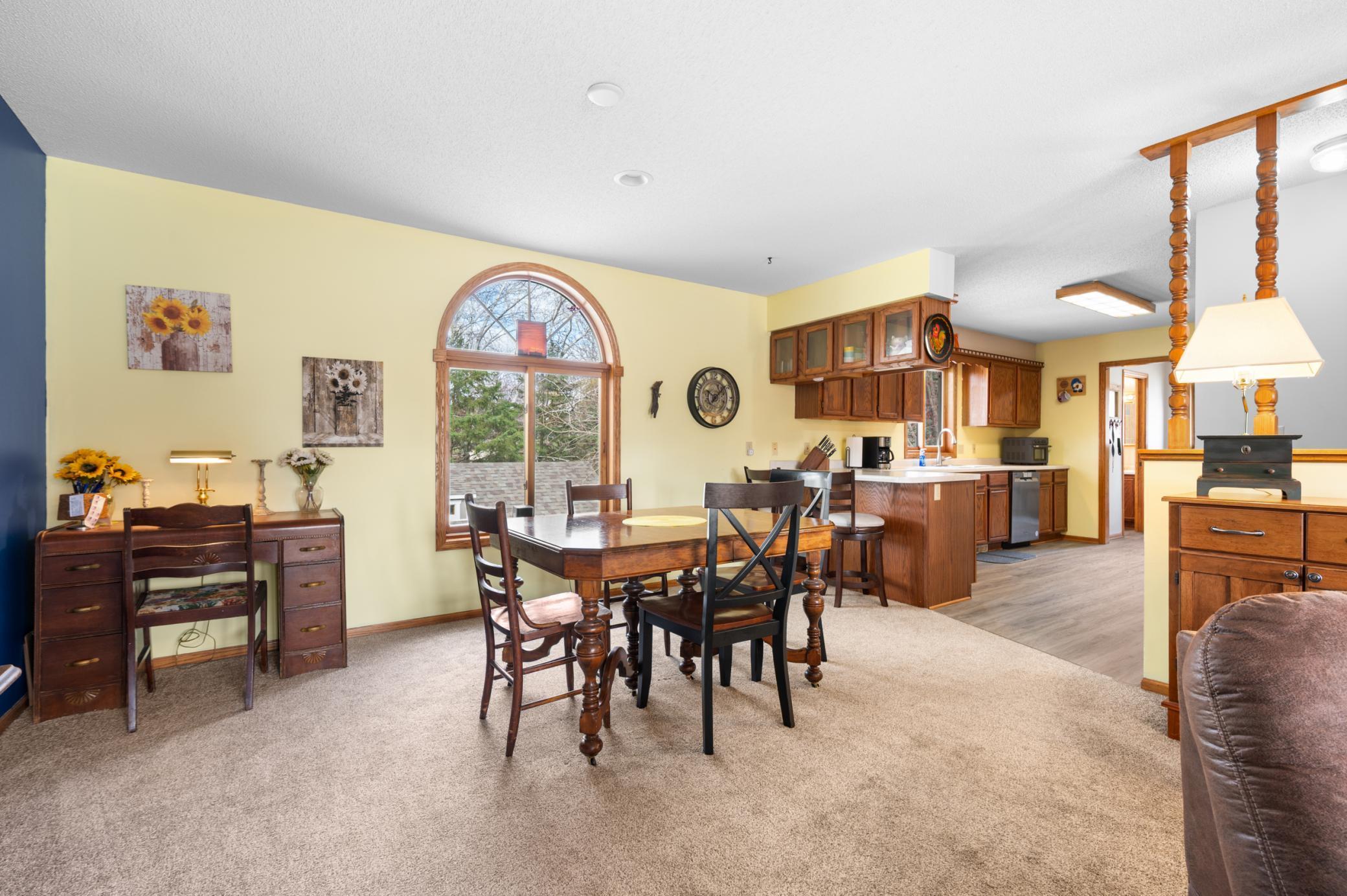 370 7th Street Southwest Plainview, MN 55964 - Photo 5 of 25