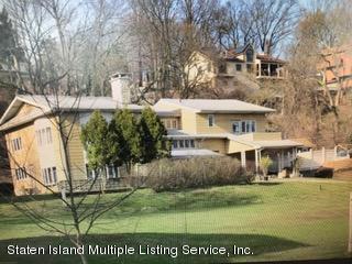 405 St George Road Staten Island, NY 10306 - Photo 1 of 6 FRONT