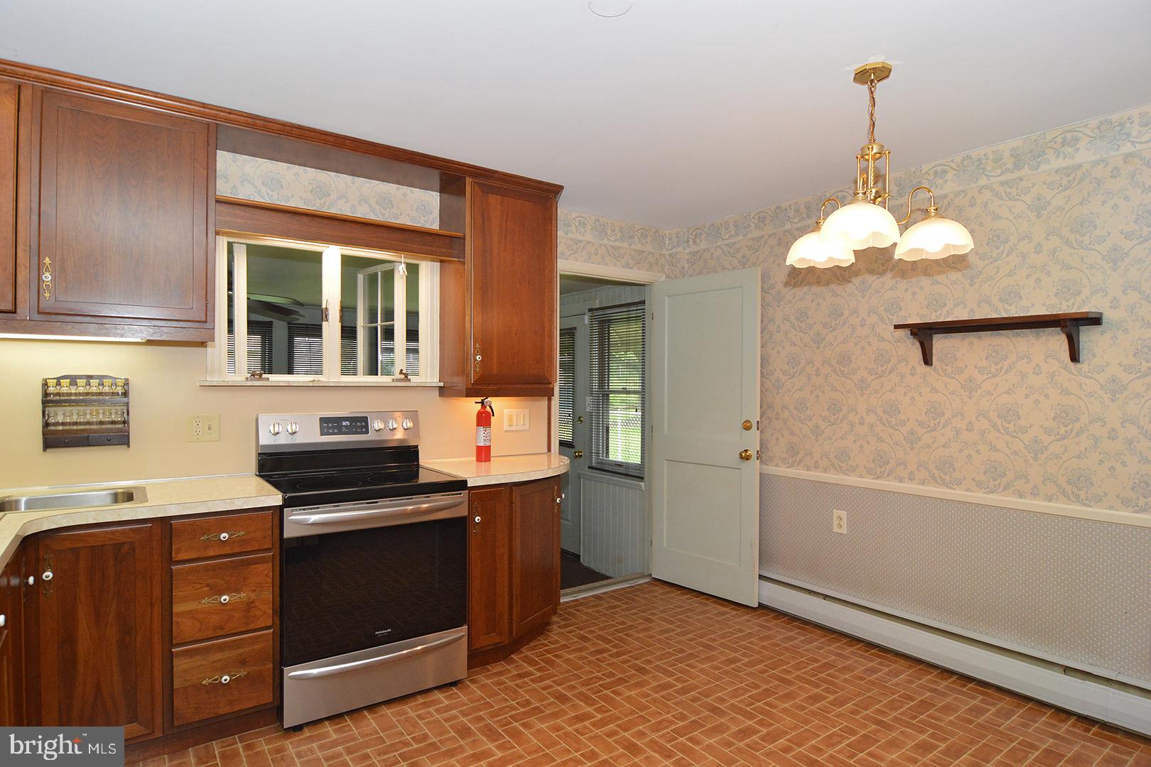 5206 Sioux Road Temple, PA 19560 - Photo 14 of 46 Gallery Image 14