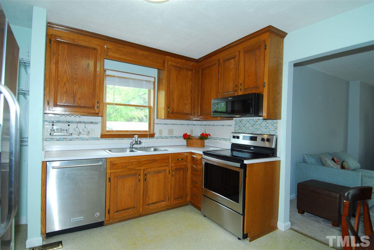 2913 Wicklow Place Raleigh, NC 27604 - Photo 11 of 21