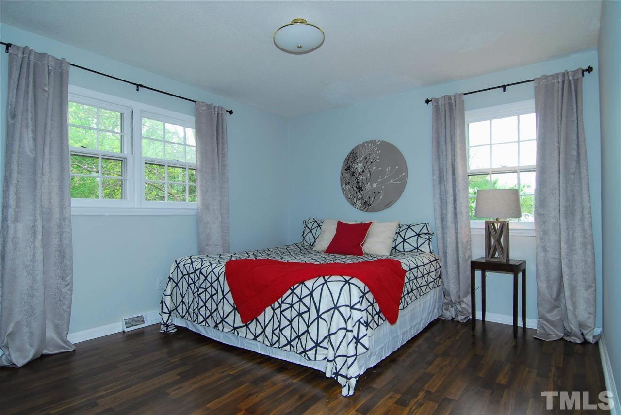 2913 Wicklow Place Raleigh, NC 27604 - Photo 13 of 21