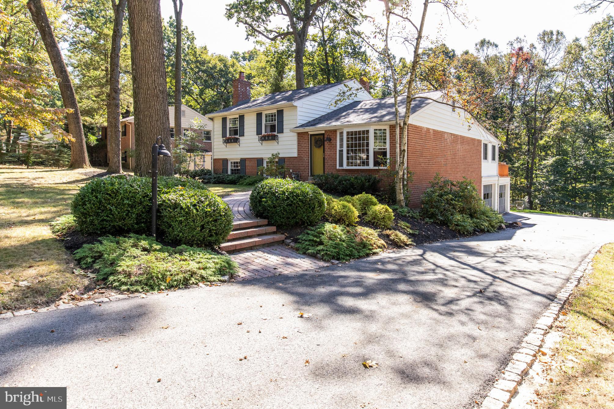651 Crestwood Road Wayne, PA 19087 - Photo 1 of 36