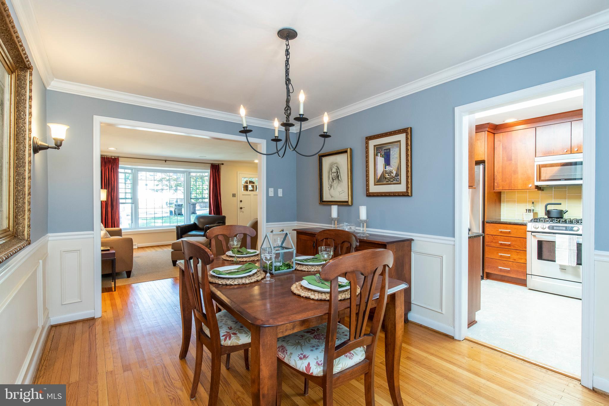 651 Crestwood Road Wayne, PA 19087 - Photo 4 of 36