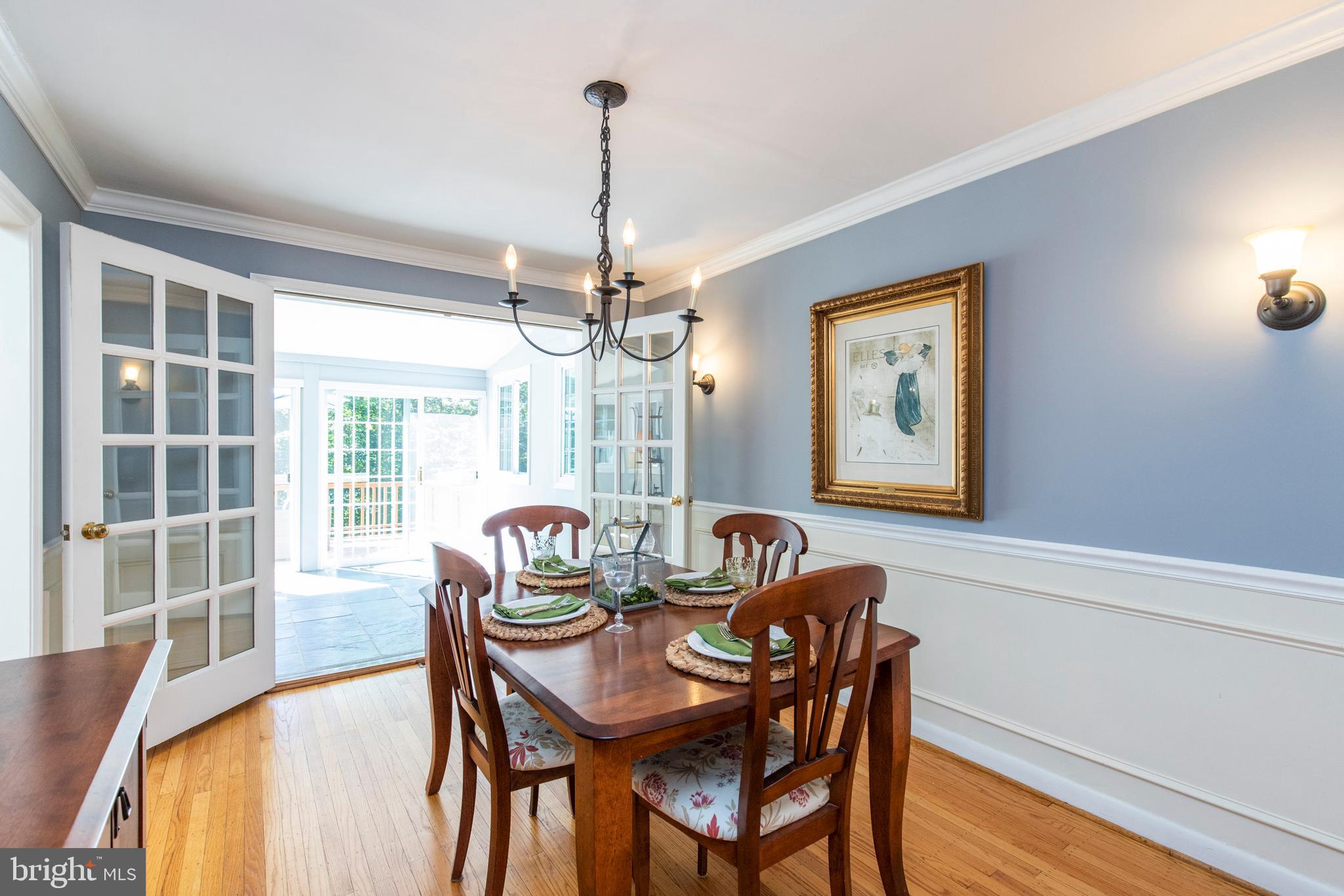 651 Crestwood Road Wayne, PA 19087 - Photo 5 of 36