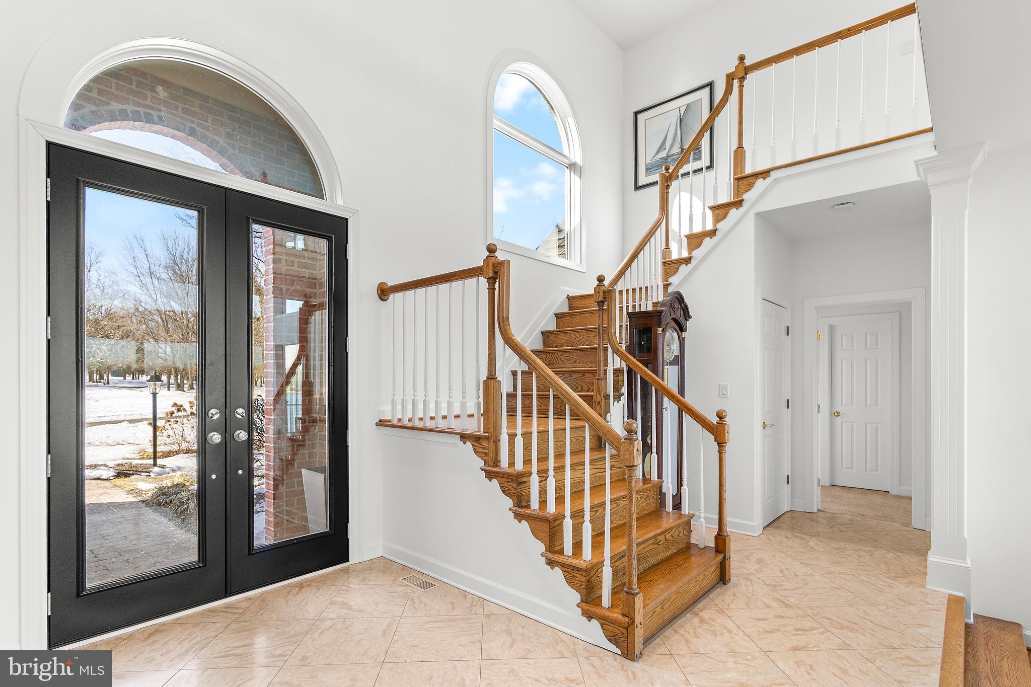 610 South River Landing Road Edgewater, MD 21037 - Photo 5 of 39 a view of entryway