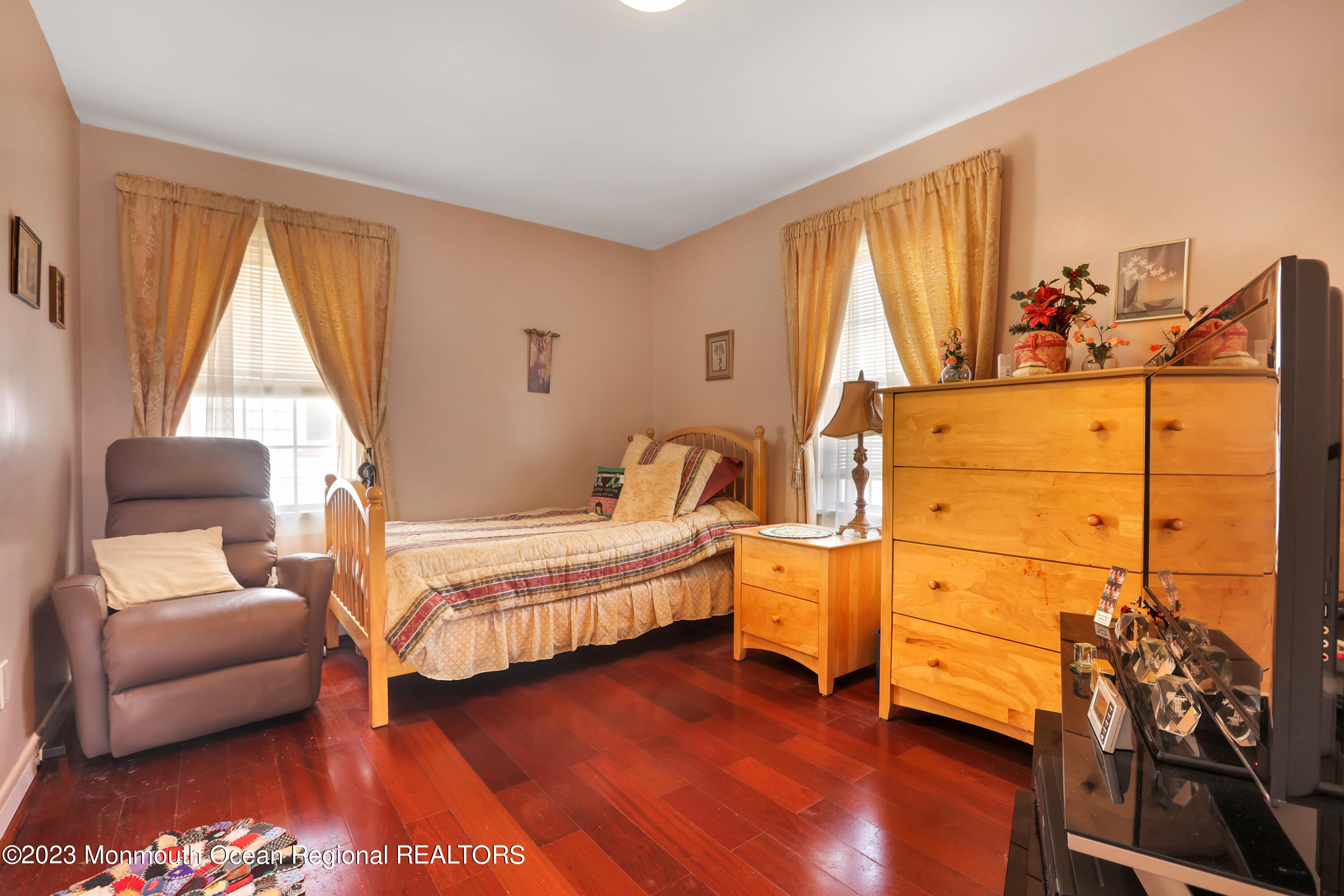 55 Pershing Avenue Elizabeth, NJ 07202 - Photo 18 of 28 8V7A4531