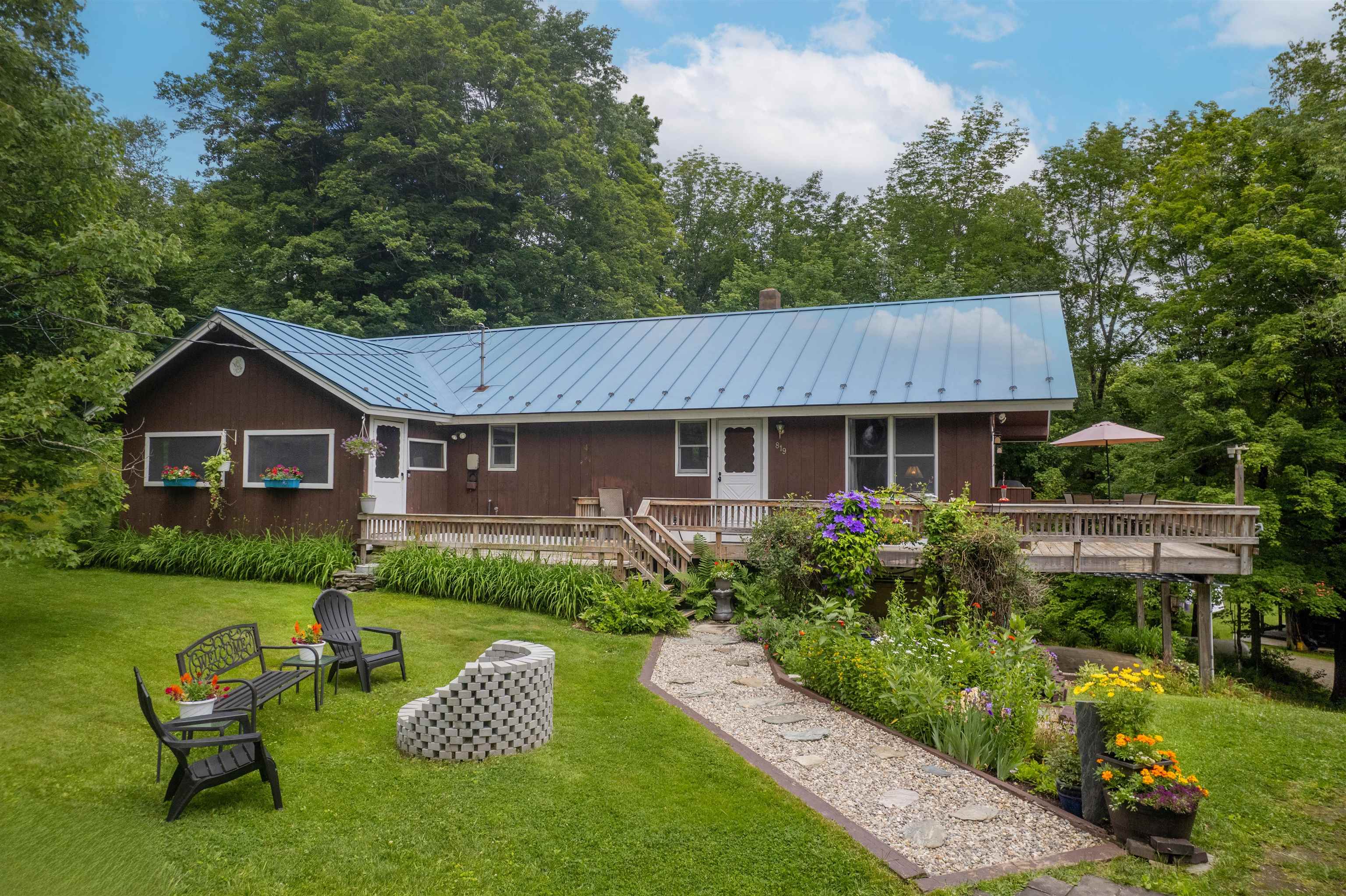 819 Buttles Road Hancock, VT 05767 - Photo 2 of 42