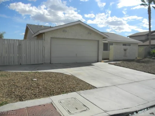 $1,825 | 5791 Brisbane Place, Las Vegas, NV 89110