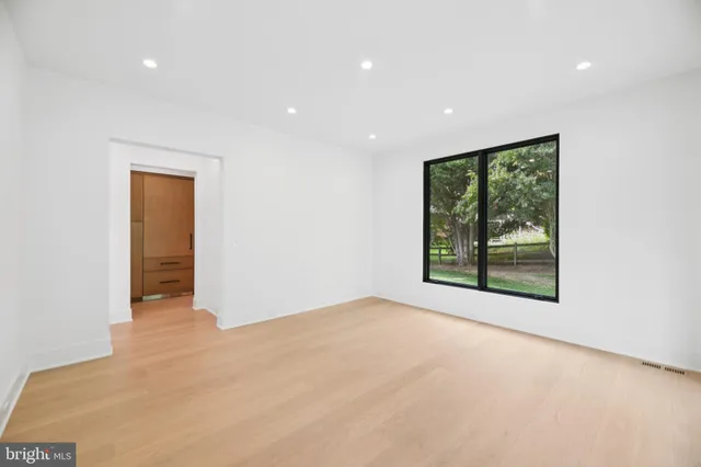 $4,595,000 | 1039 Harriman Street, Great Falls, VA 22066