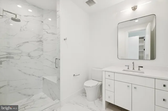 $4,595,000 | 1039 Harriman Street, Great Falls, VA 22066