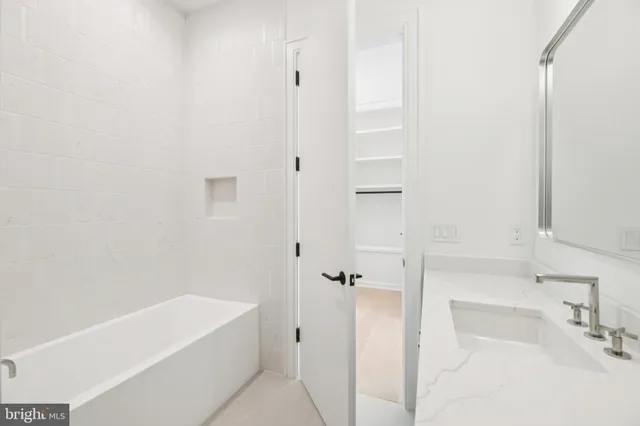 $4,595,000 | 1039 Harriman Street, Great Falls, VA 22066