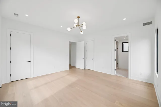 $4,595,000 | 1039 Harriman Street, Great Falls, VA 22066