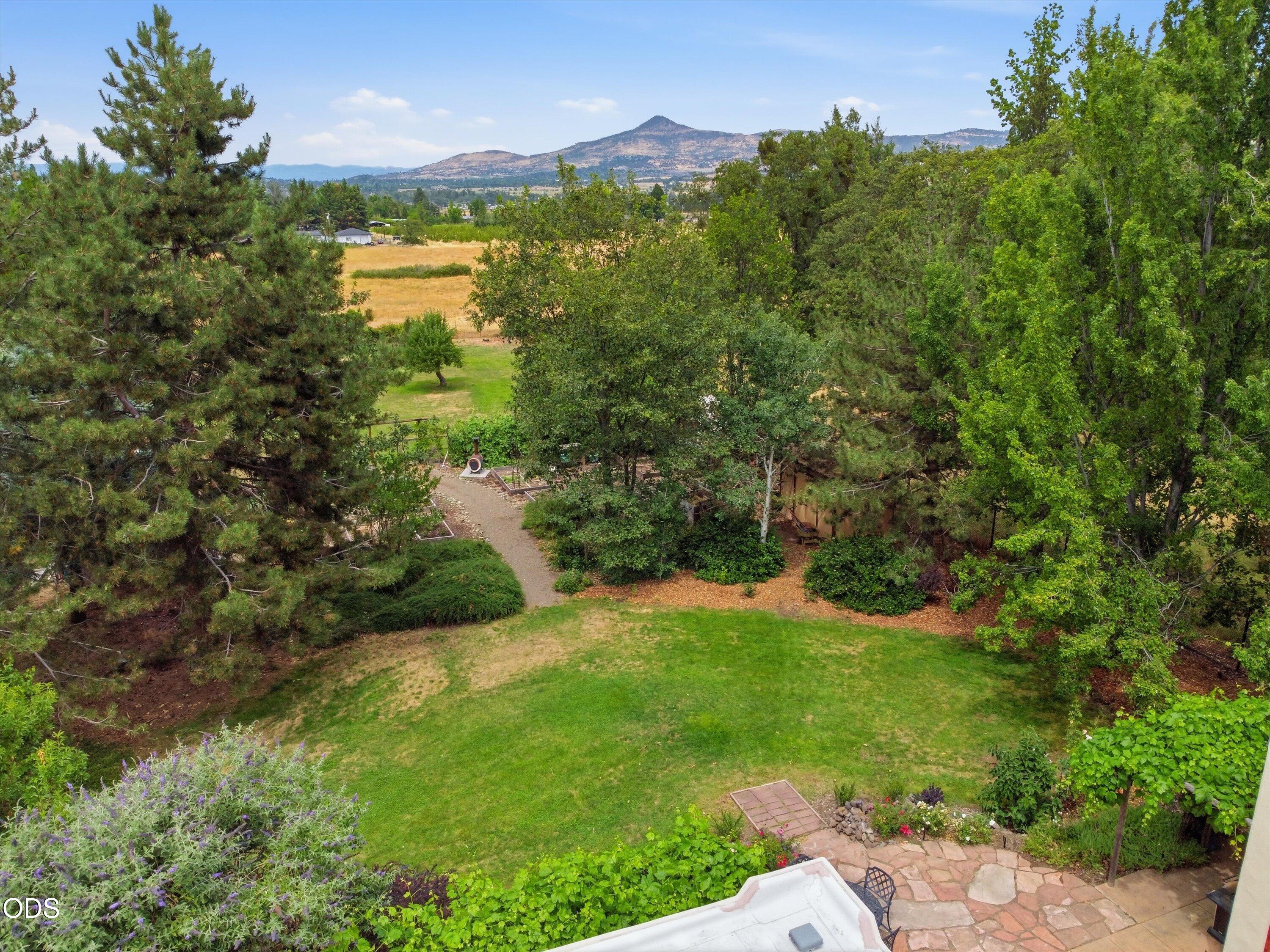 2298 Camp Baker Road Medford, OR 97501 - Photo 53 of 58