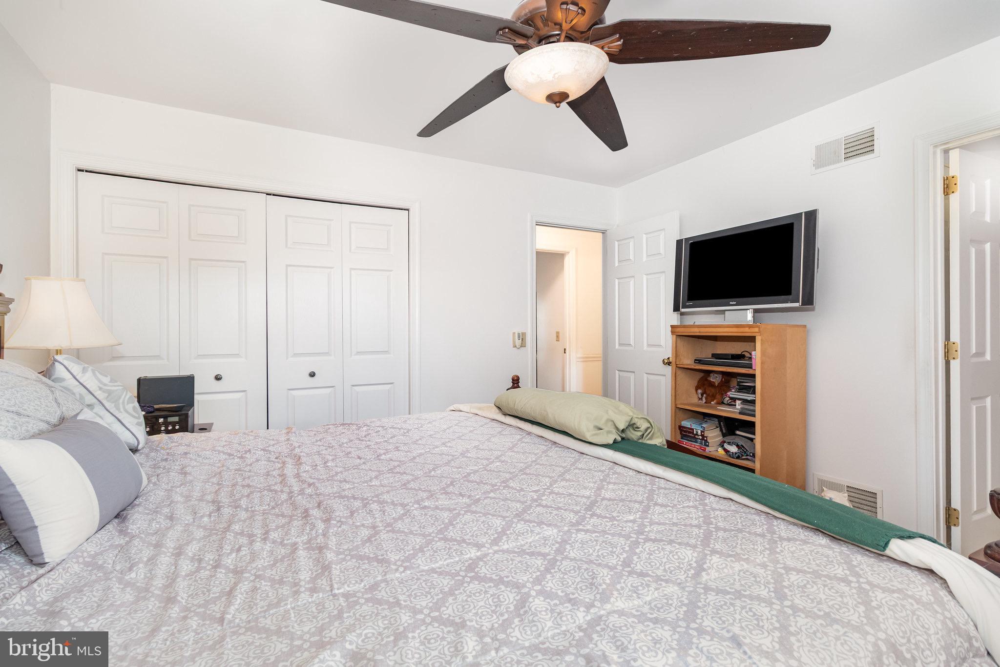 34 Devonshire Place Columbia, PA 17512 - Photo 14 of 28 Master Bedroom