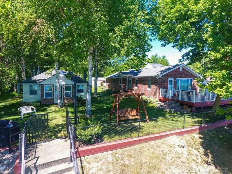 1865 South Lakeshore Road Carsonville, MI 48419 - Photo 14 of 50 Lakefront main & cottage