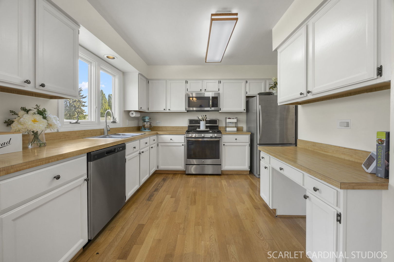 501 Staunton Road Naperville, IL 60565 - Photo 3 of 25 Gallery Image 3