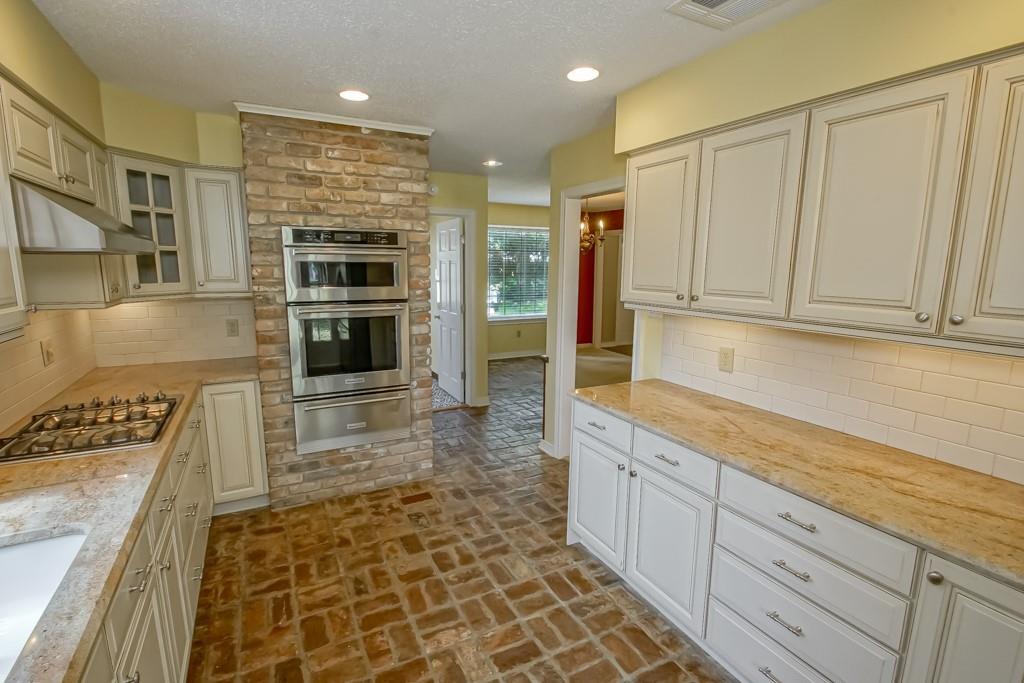 8808 Chretien Point Place River Ridge, LA 70123 - Photo 13 of 33