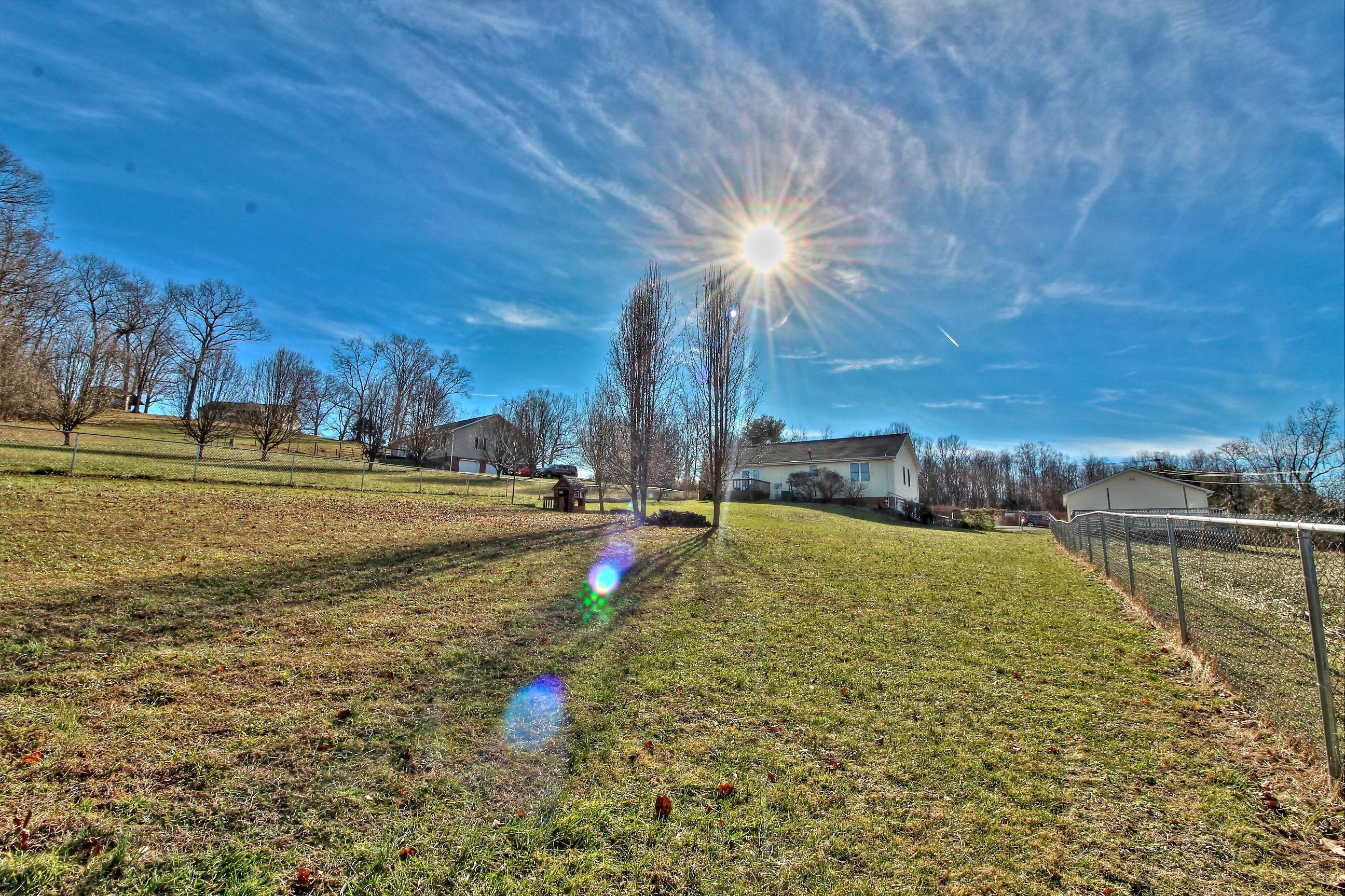 720 Pine Haven Road Fincastle, VA 24090 - Photo 11 of 38 720 Pinehaven RD, Fincastle, VA 24090