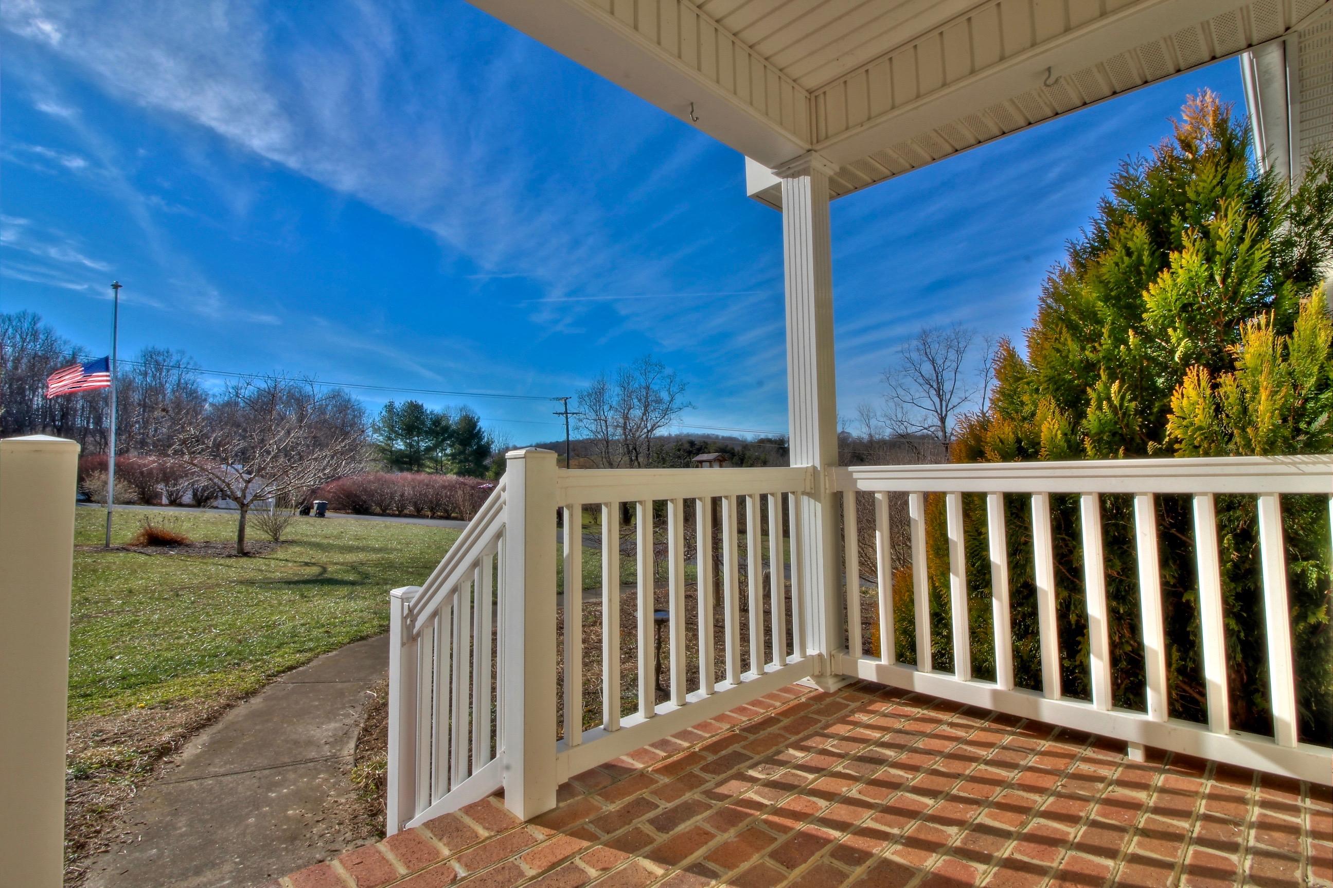 720 Pine Haven Road Fincastle, VA 24090 - Photo 14 of 38 720 Pinehaven RD, Fincastle, VA 24090
