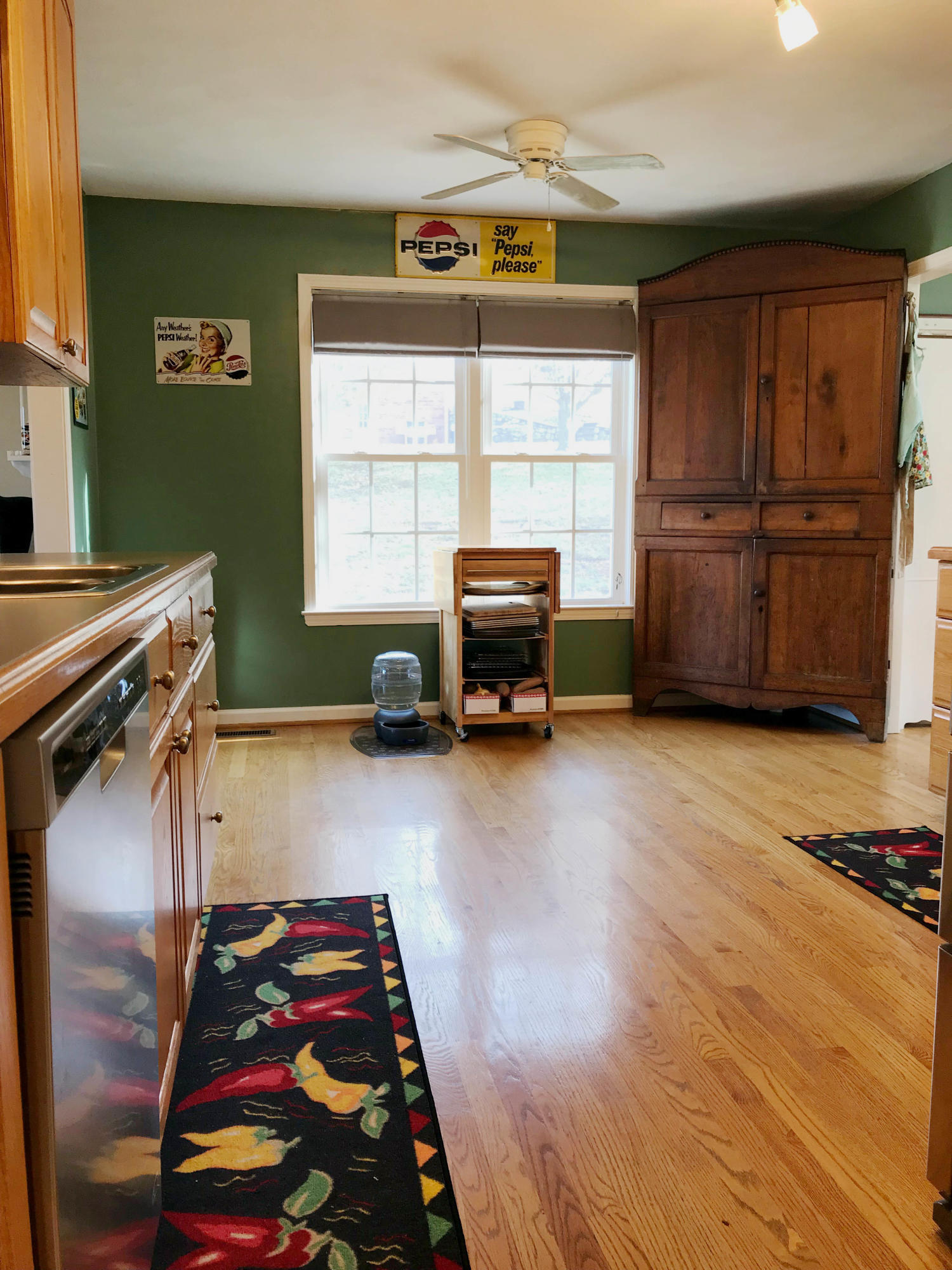 720 Pine Haven Road Fincastle, VA 24090 - Photo 17 of 38 Breakfast Area