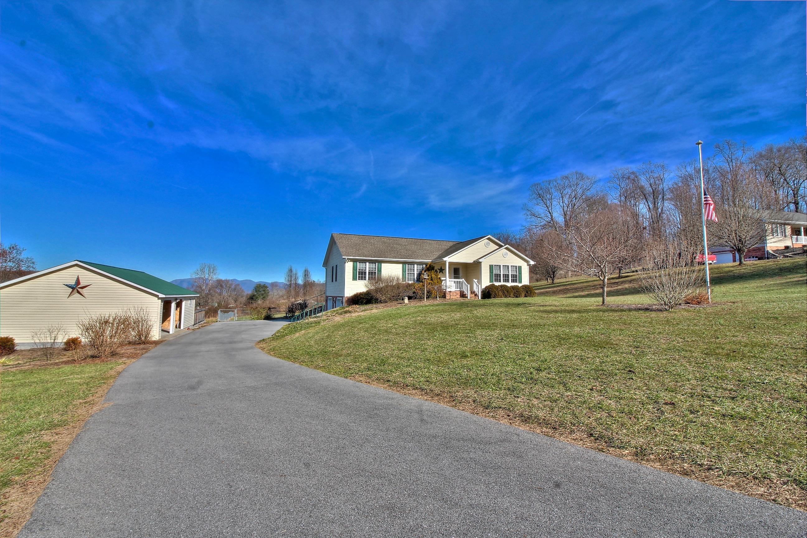 720 Pine Haven Road Fincastle, VA 24090 - Photo 38 of 38 720 Pinehaven RD, Fincastle, VA 24090