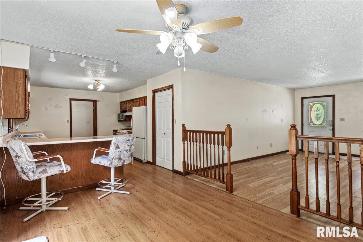 2630 Piper Lane Springfield, IL 62707 - Photo 5 of 29 Gallery Image 5