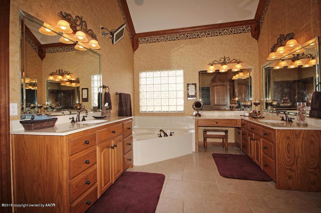 30 Cypress Point Amarillo, TX 79124 - Photo 23 of 46 Master Bath