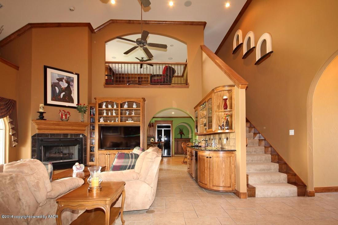 30 Cypress Point Amarillo, TX 79124 - Photo 5 of 46 Living Area