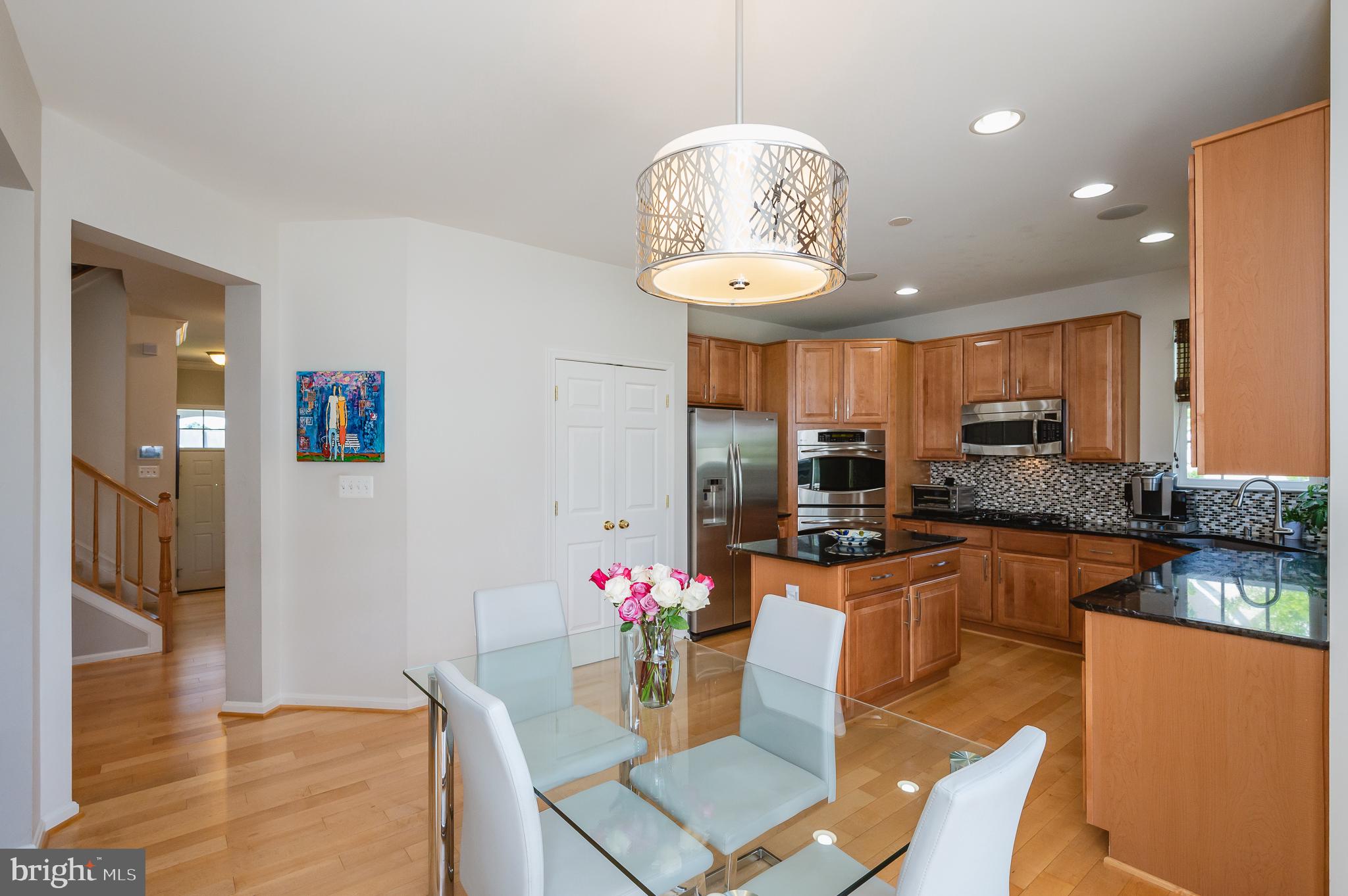 2309 Pomander Road Baltimore, MD 21209 - Photo 5 of 45