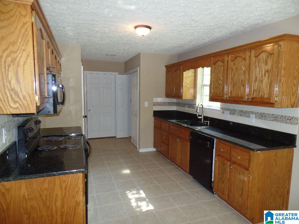 4524 Sagewood Lane Center Point, AL 35215 - Photo 4 of 11