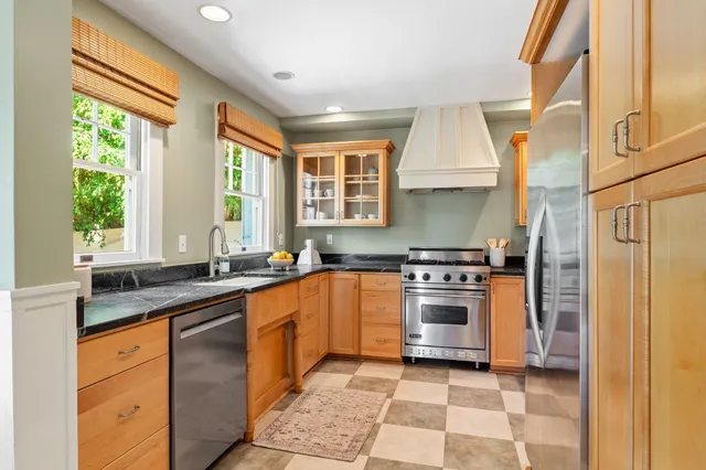 $3,099,000 | 1808 Loma Street, Santa Barbara, CA 93103