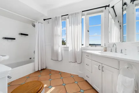 $3,099,000 | 1808 Loma Street, Santa Barbara, CA 93103