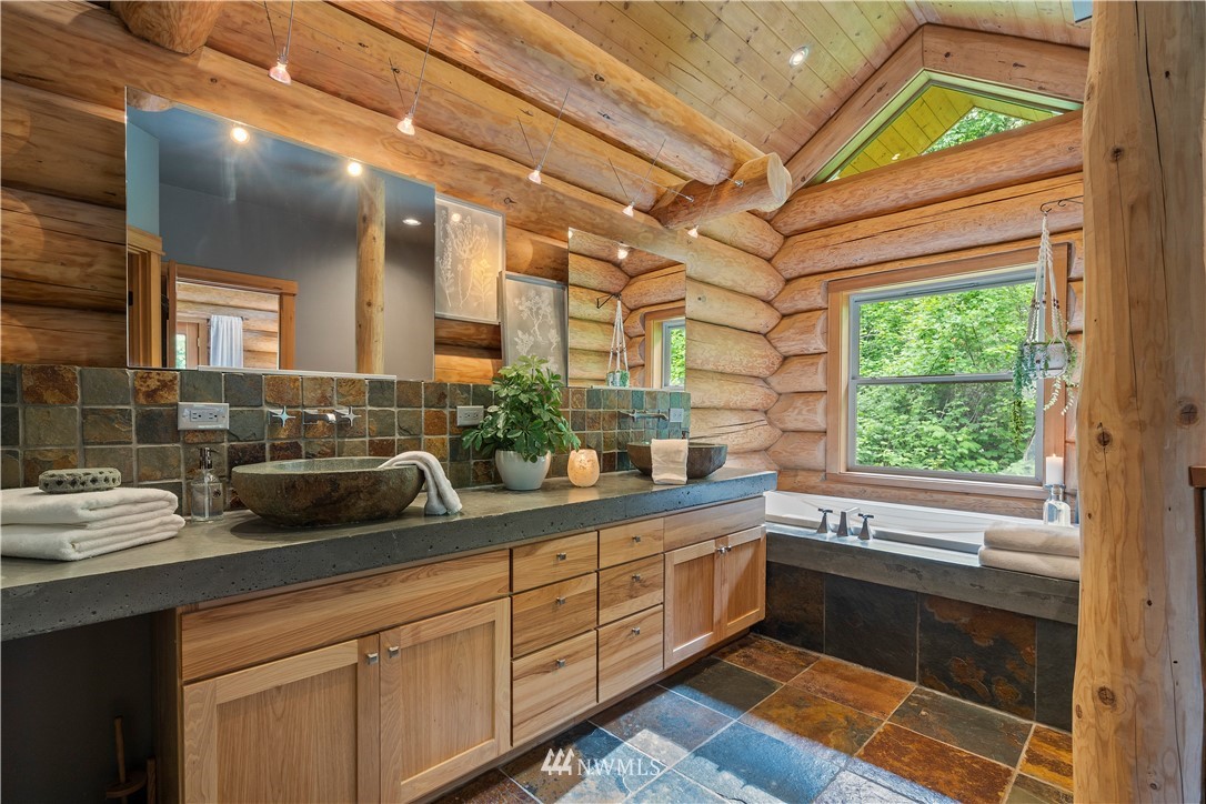 3777 Bay Road Ferndale, WA 98248 - Photo 15 of 38 Gallery Image 15