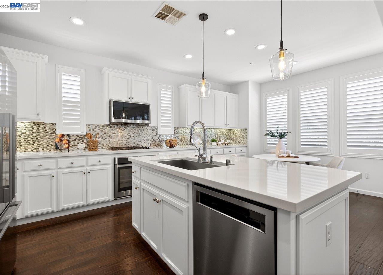 4425 Irisview Place San Ramon, CA 94582 - Photo 11 of 38