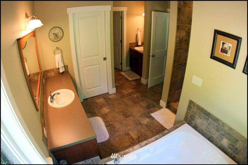 2129 Academy Road Bellingham, WA 98226 - Photo 8 of 15 Gallery Image 8