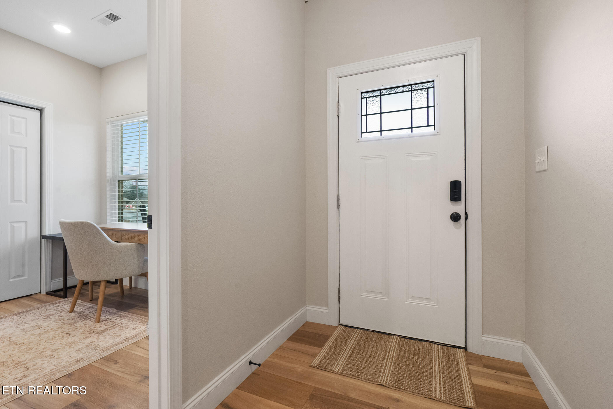 409 Commanche Trail Seymour, TN 37865 - Photo 3 of 38 dsc03340