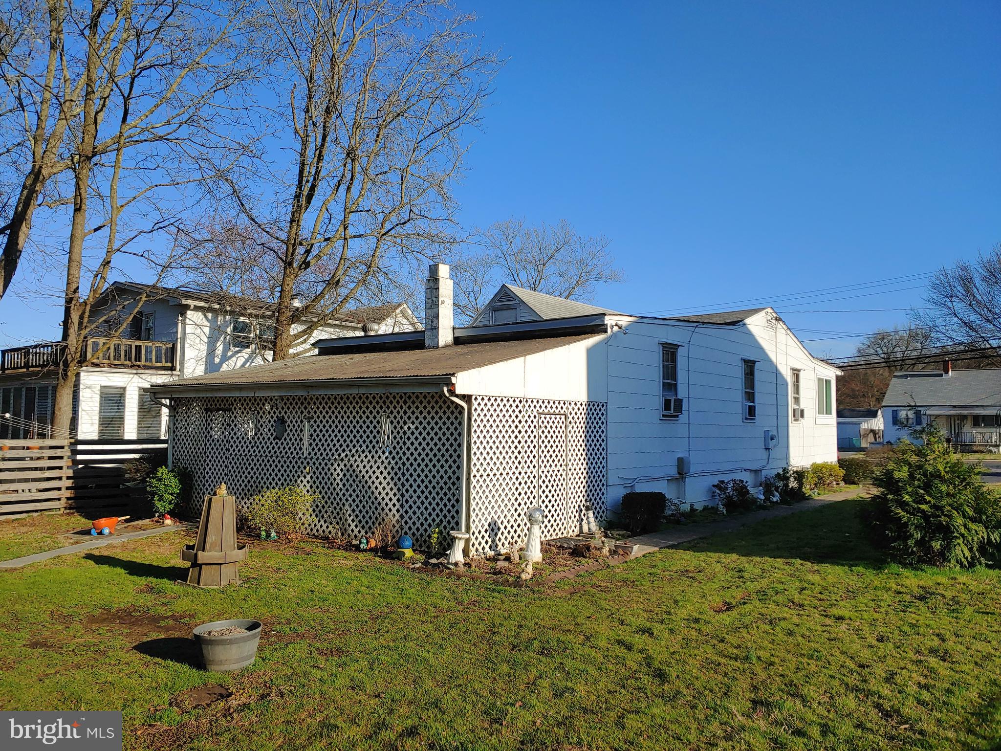1718 Middleborough Road Baltimore, MD 21221 - Photo 2 of 27