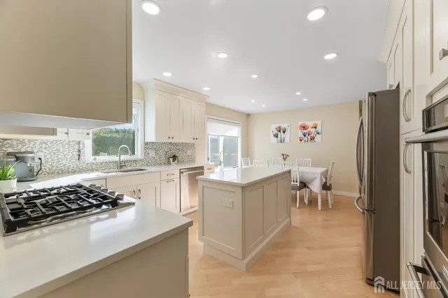 $850,000 | 990 Hoover Drive, North Brunswick, NJ 08902