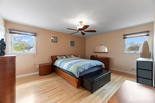 $850,000 | 990 Hoover Drive, North Brunswick, NJ 08902