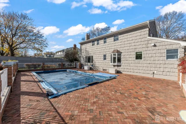 $850,000 | 990 Hoover Drive, North Brunswick, NJ 08902