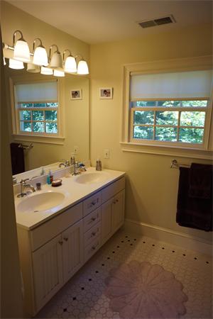 93 MacArthur Road Concord, MA 01742 - Photo 18 of 30 Gallery Image 18
